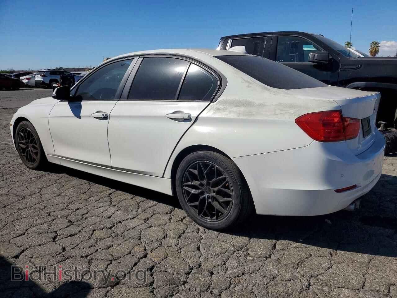 2014 BMW 3 SERIES - VIN: WBA3A5C56EP601438 - Photo 2