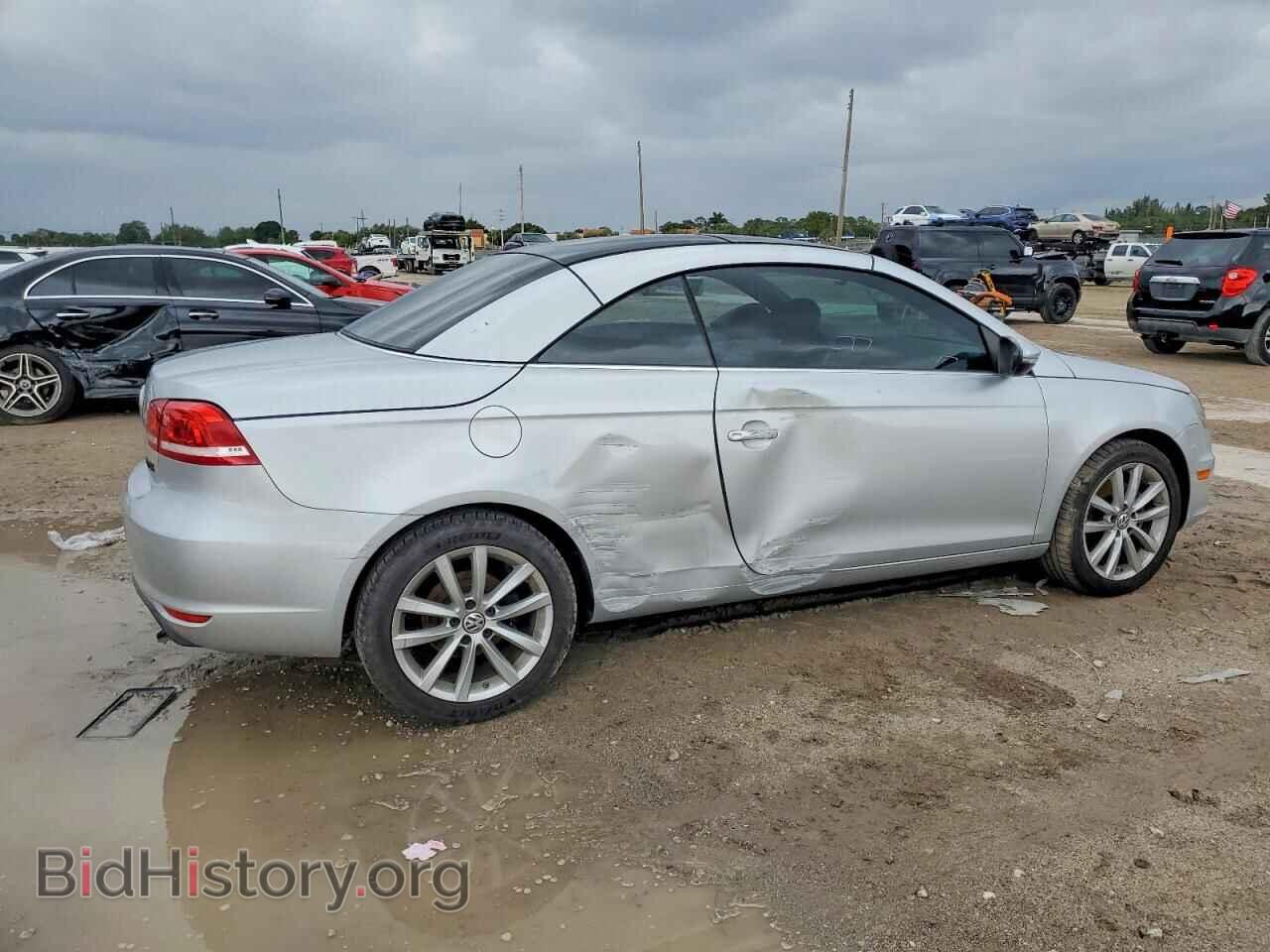 2013 VOLKSWAGEN EOS - VIN: WVWBW8AH7DV005196 - Фото 3