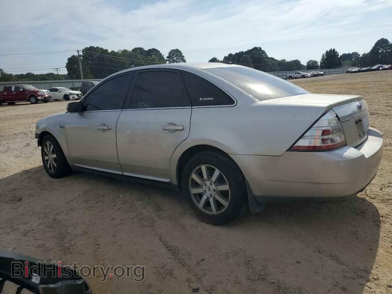 2008 FORD TAURUS - VIN: 1FAHP24W18G179571 - Фото 2