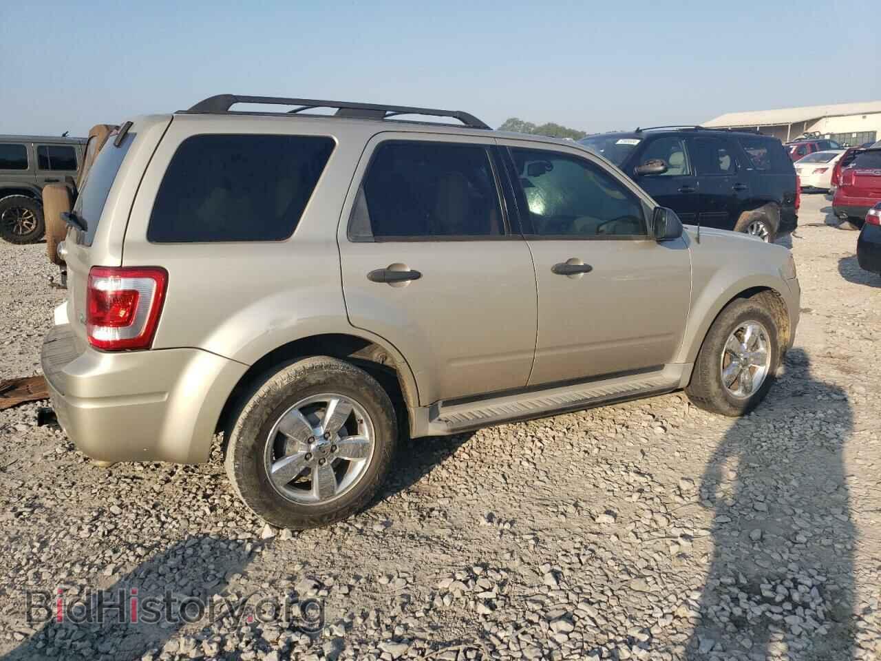 2011 FORD ESCAPE - VIN: 1FMCU0DG7BKA50289 - Фото 3