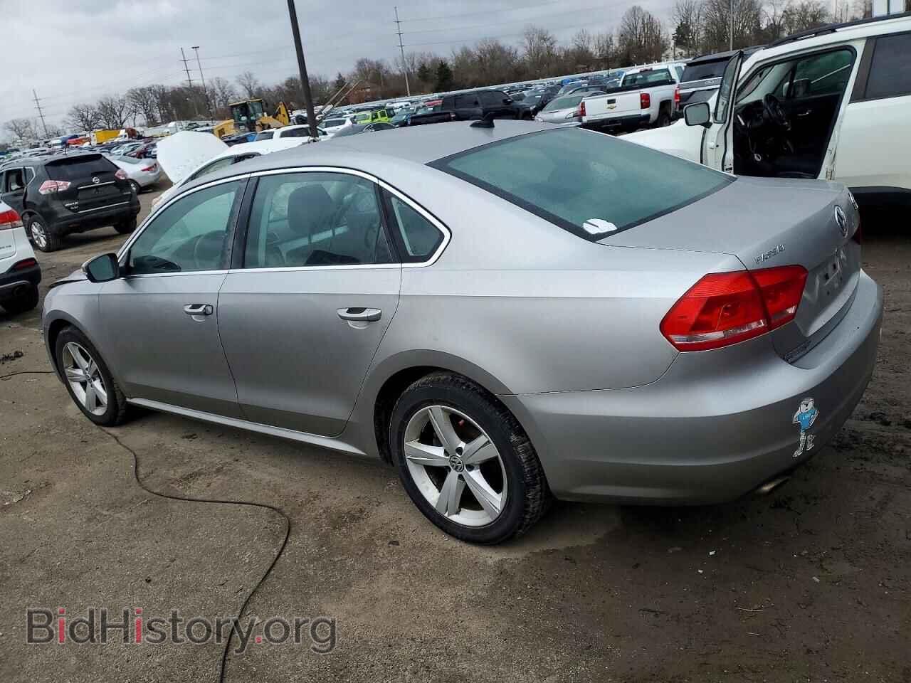 2013 VOLKSWAGEN PASSAT - VIN: 1VWBP7A33DC068932 - Фото 2