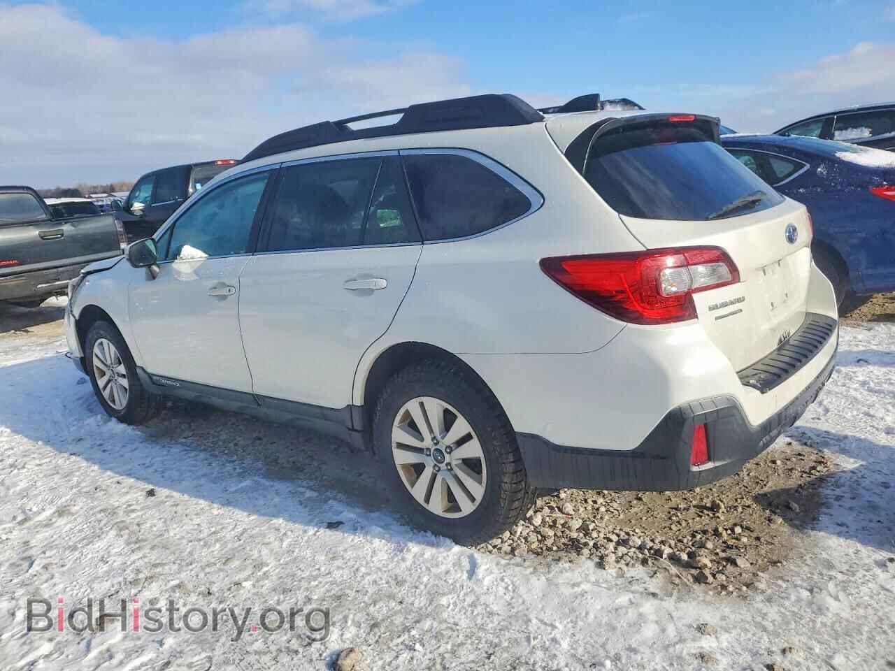 2018 SUBARU OUTBACK - VIN: 4S4BSAFC1J3342854 - Фото 2