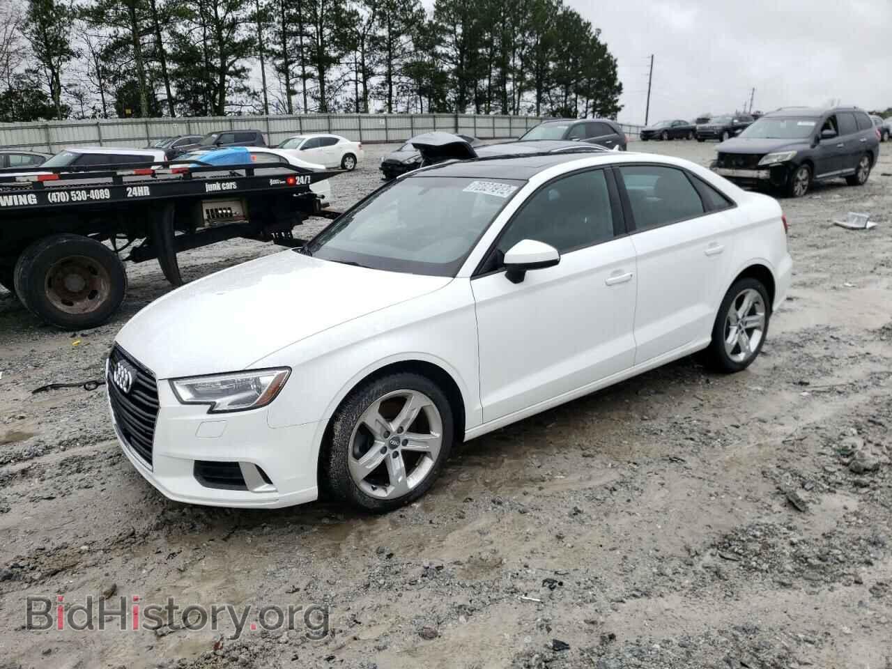 Фотография WAUAUGFF7H1047817 - AUDI A3 2017
