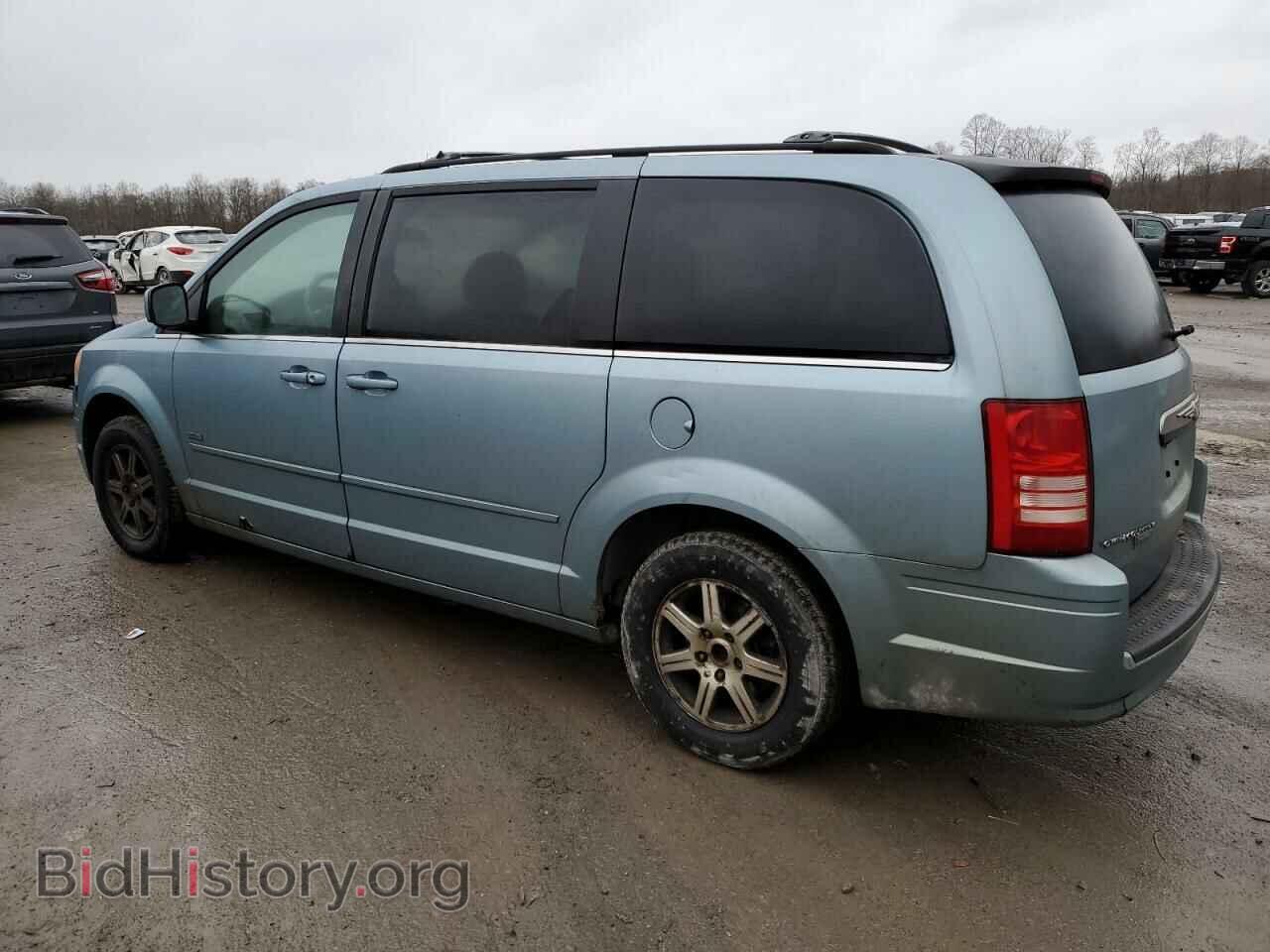 2008 CHRYSLER MINIVAN - VIN: 2A8HR54P28R713313 - Фото 2
