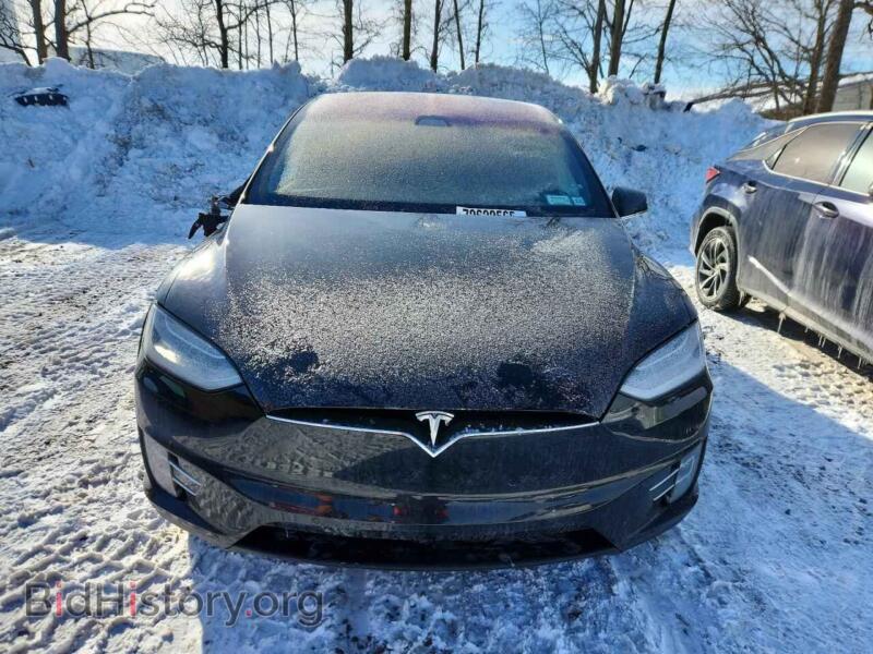 2019 Tesla MODEL X (VIN 5YJXCBE26KF160738) — фото 5 из 12