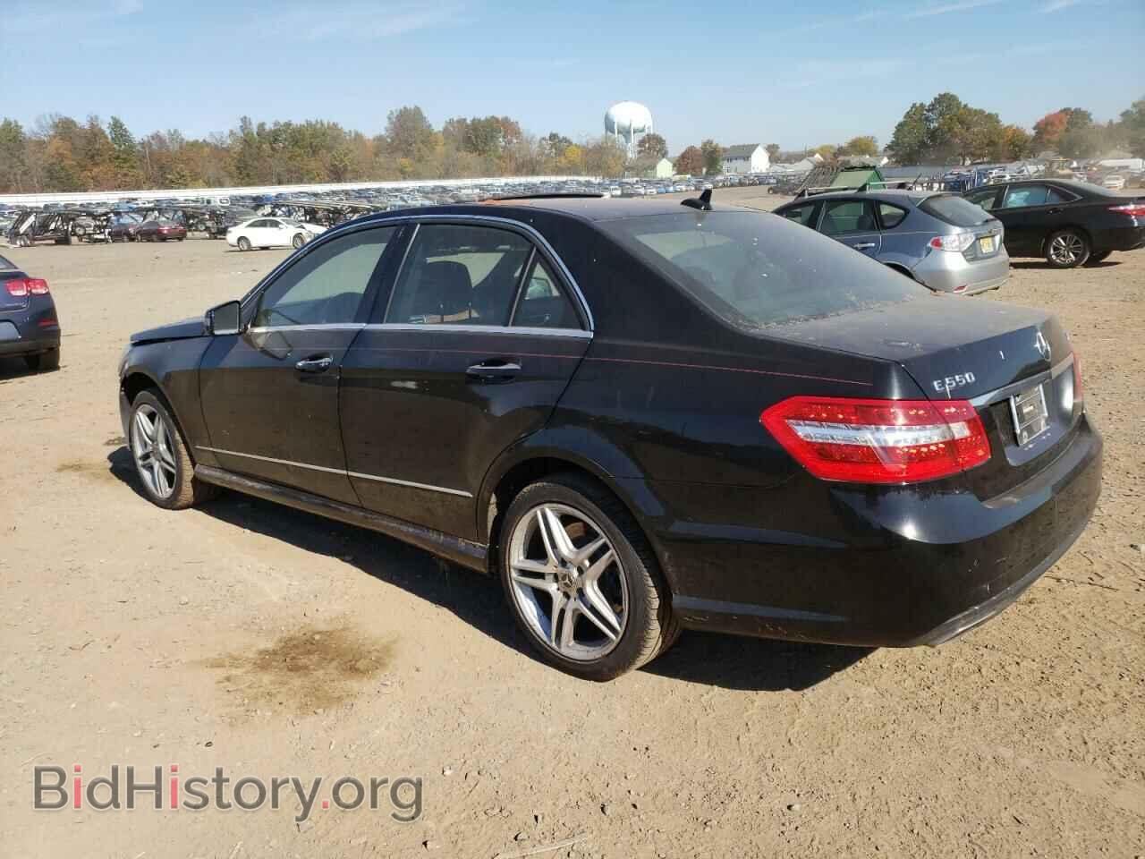 2011 MERCEDES-BENZ E-CLASS - VIN: WDDHF9AB7BA497332 - Фото 2