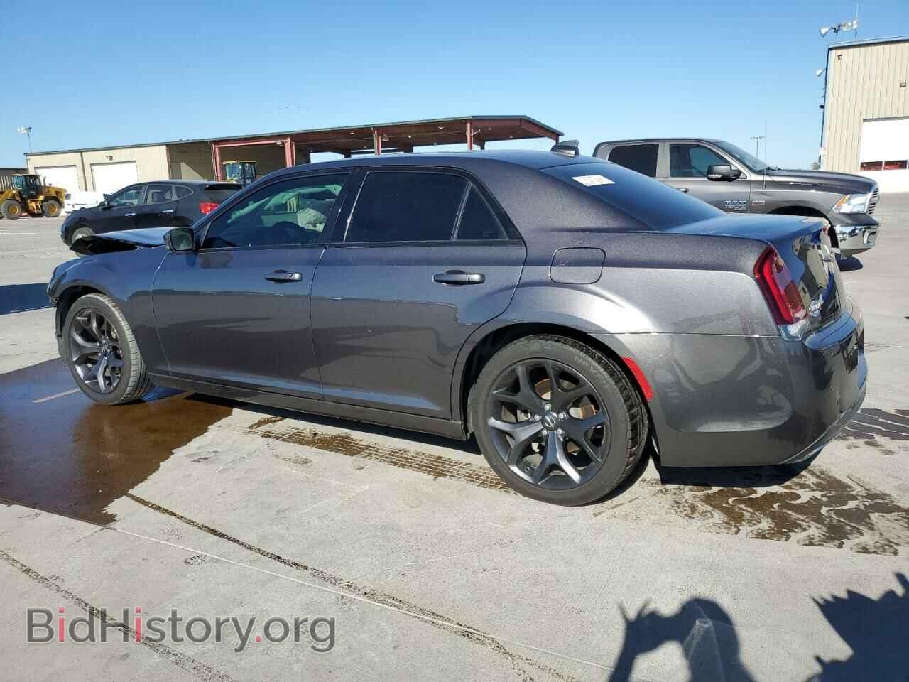 2021 CHRYSLER 300 - VIN: 2C3CCABG9MH537461 - Фото 2