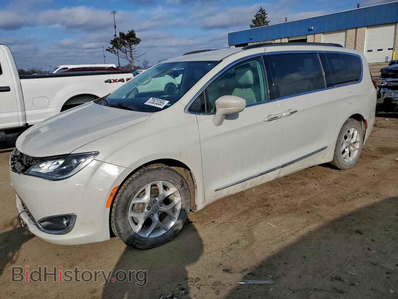 Фотография 2C4RC1BG5HR611139 - CHRYSLER PACIFICA 2017