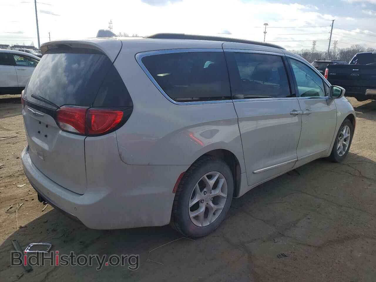 2017 CHRYSLER PACIFICA - VIN: 2C4RC1BG5HR611139 - Фото 3