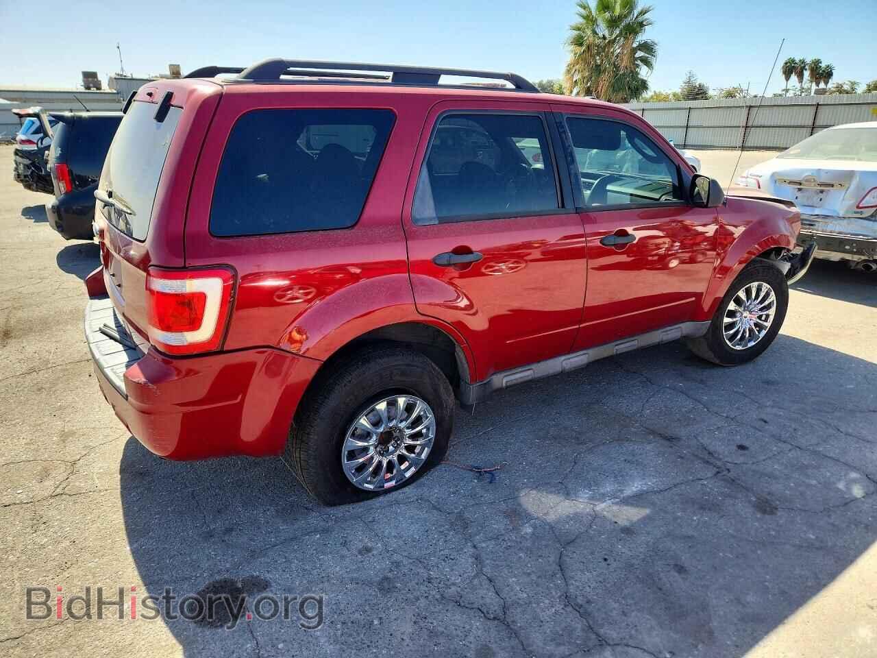 2010 Ford ESCAPE (VIN 1FMCU0D76AKD46502) — фото 3 из 14
