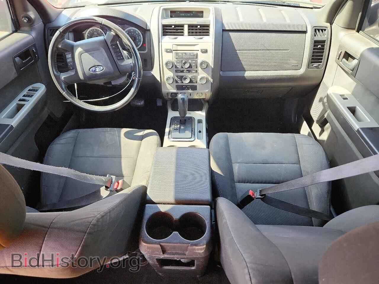2010 Ford ESCAPE (VIN 1FMCU0D76AKD46502) — фото 8 из 14