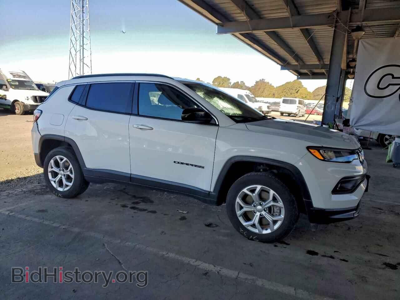 2024 JEEP COMPASS - VIN: 3C4NJDBN1RT111904 - Фото 4