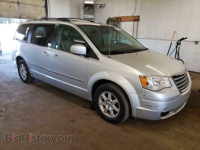 2010 Chrysler MINIVAN (VIN 2A4RR5D11AR413110) — photo 4 of 13
