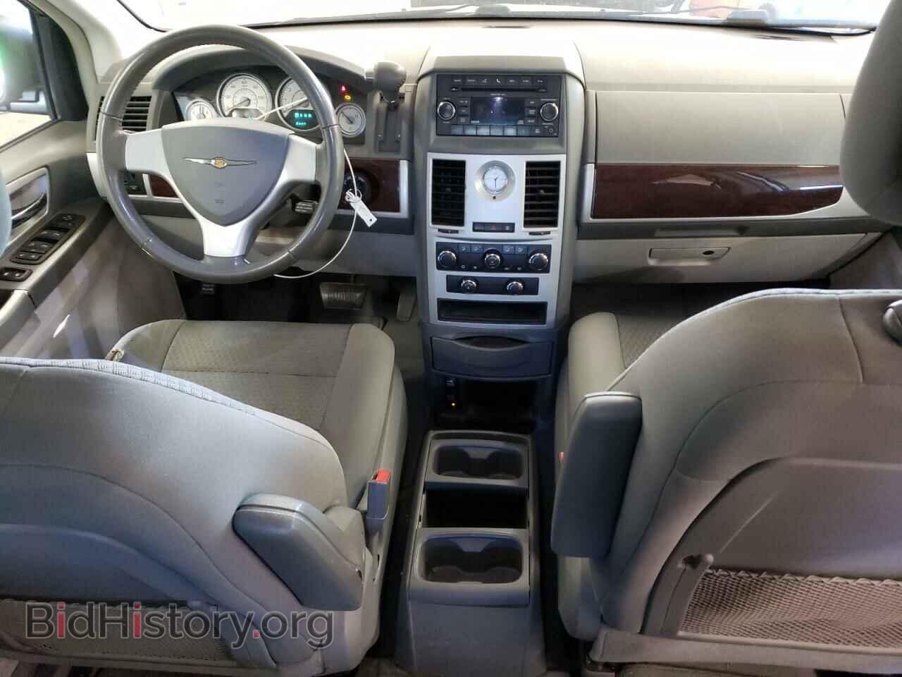 2010 CHRYSLER MINIVAN - VIN: 2A4RR5D11AR413110 - Фото 8