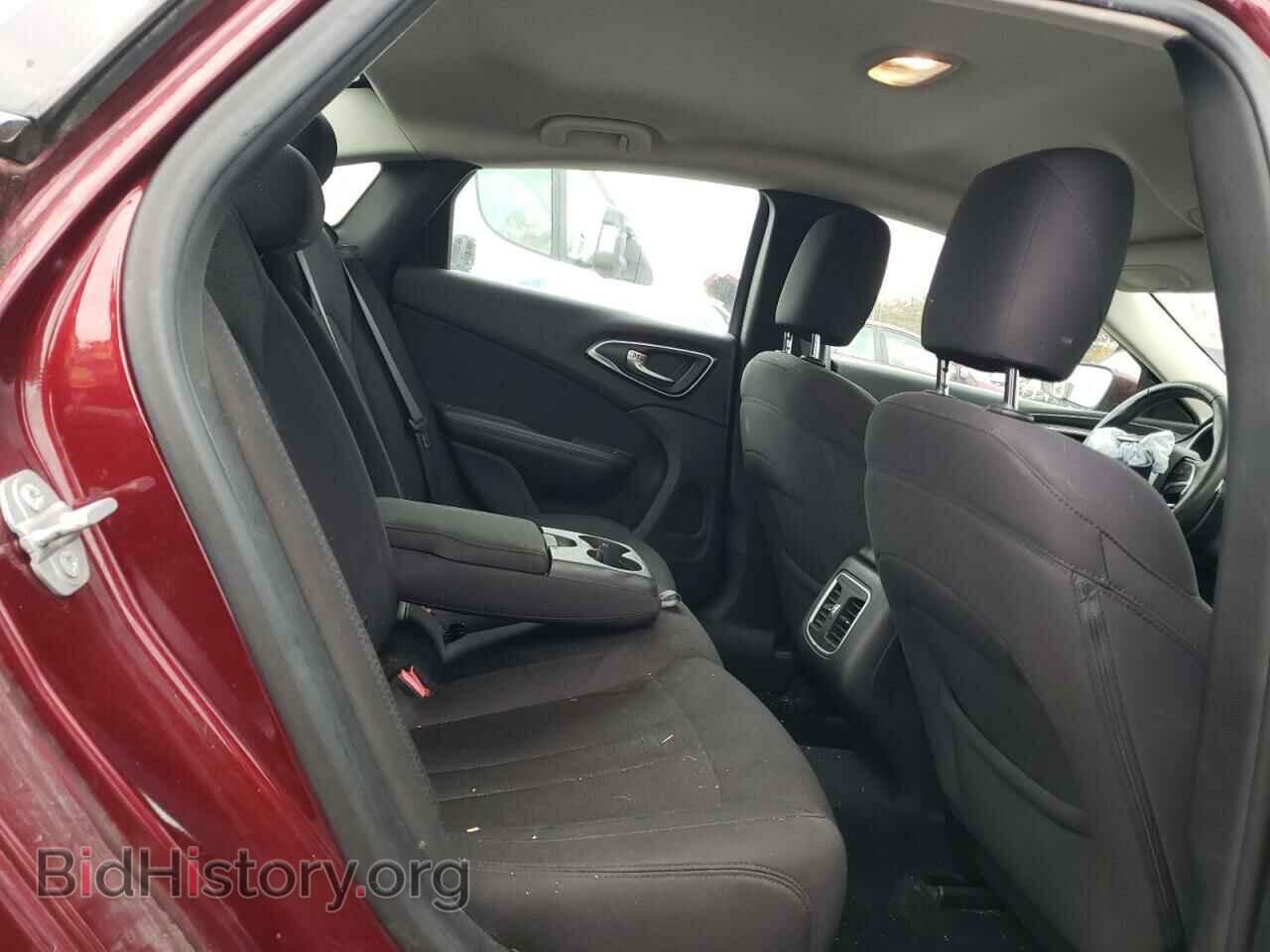 2015 CHRYSLER 200 - VIN: 1C3CCCAB5FN655471 - Фото 10