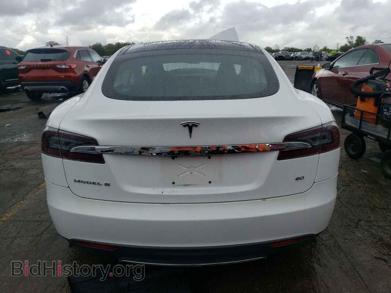 2014 TESLA MODEL S - VIN: 5YJSA1S10EFP24667 - Photo 6