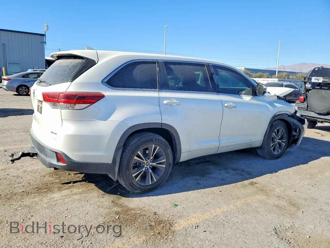 2018 TOYOTA HIGHLANDER - VIN: 5TDBZRFHXJS871082 - Фото 3