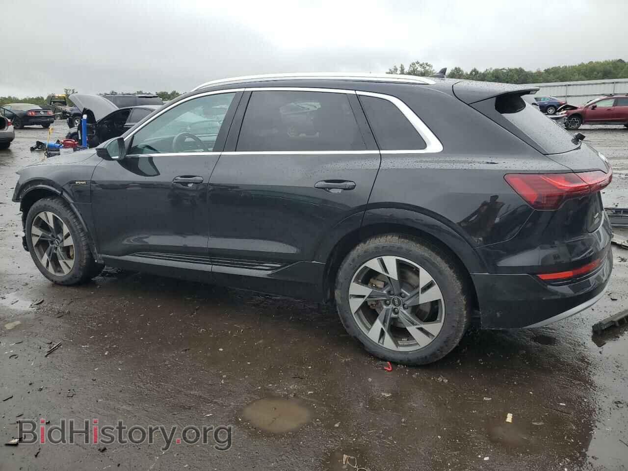 2021 AUDI E-TRON - VIN: WA1AAAGE0MB023789 - Фото 2