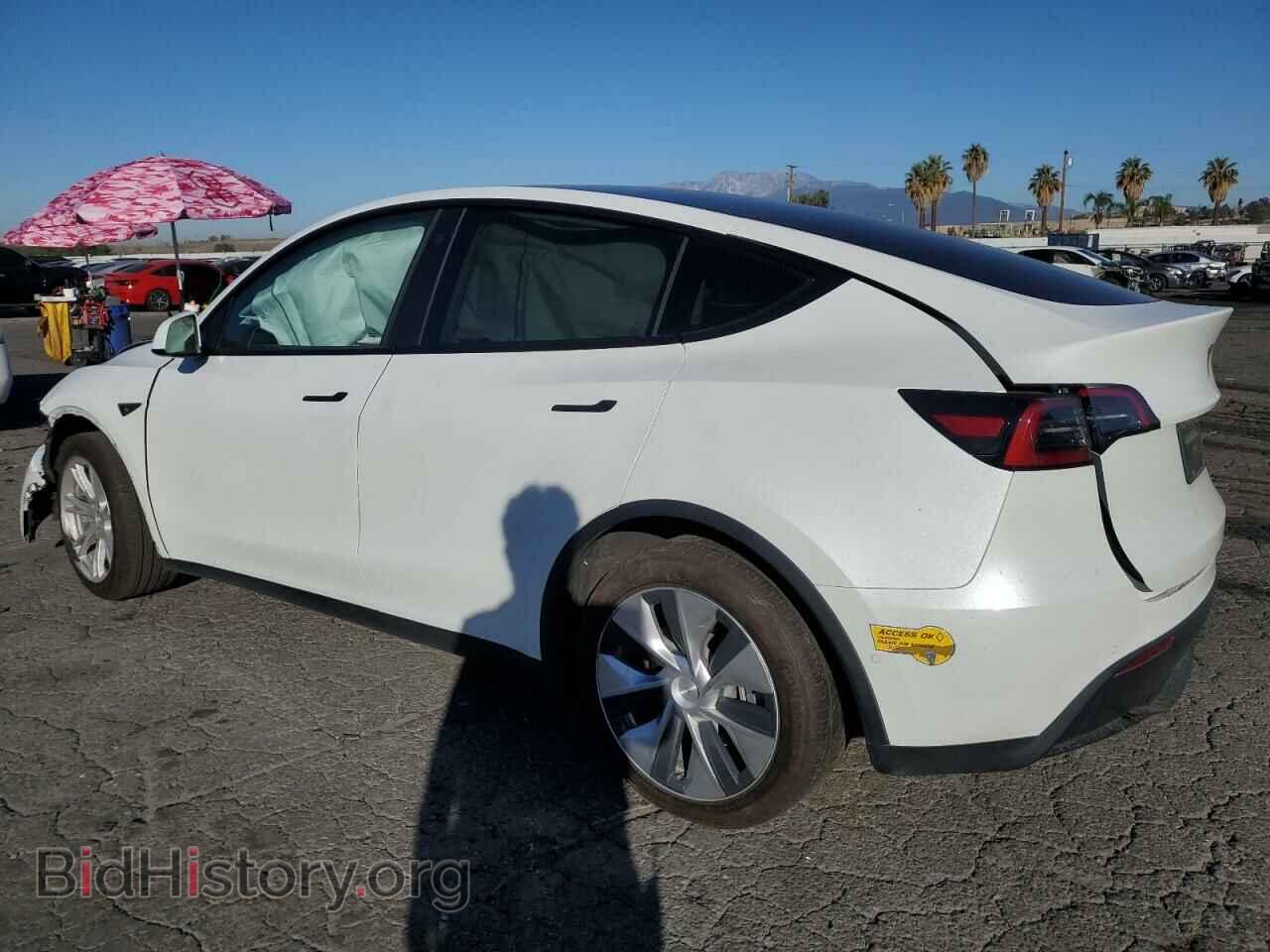 2022 TESLA MODEL Y - VIN: 7SAYGDEE5NF341268 - Фото 2
