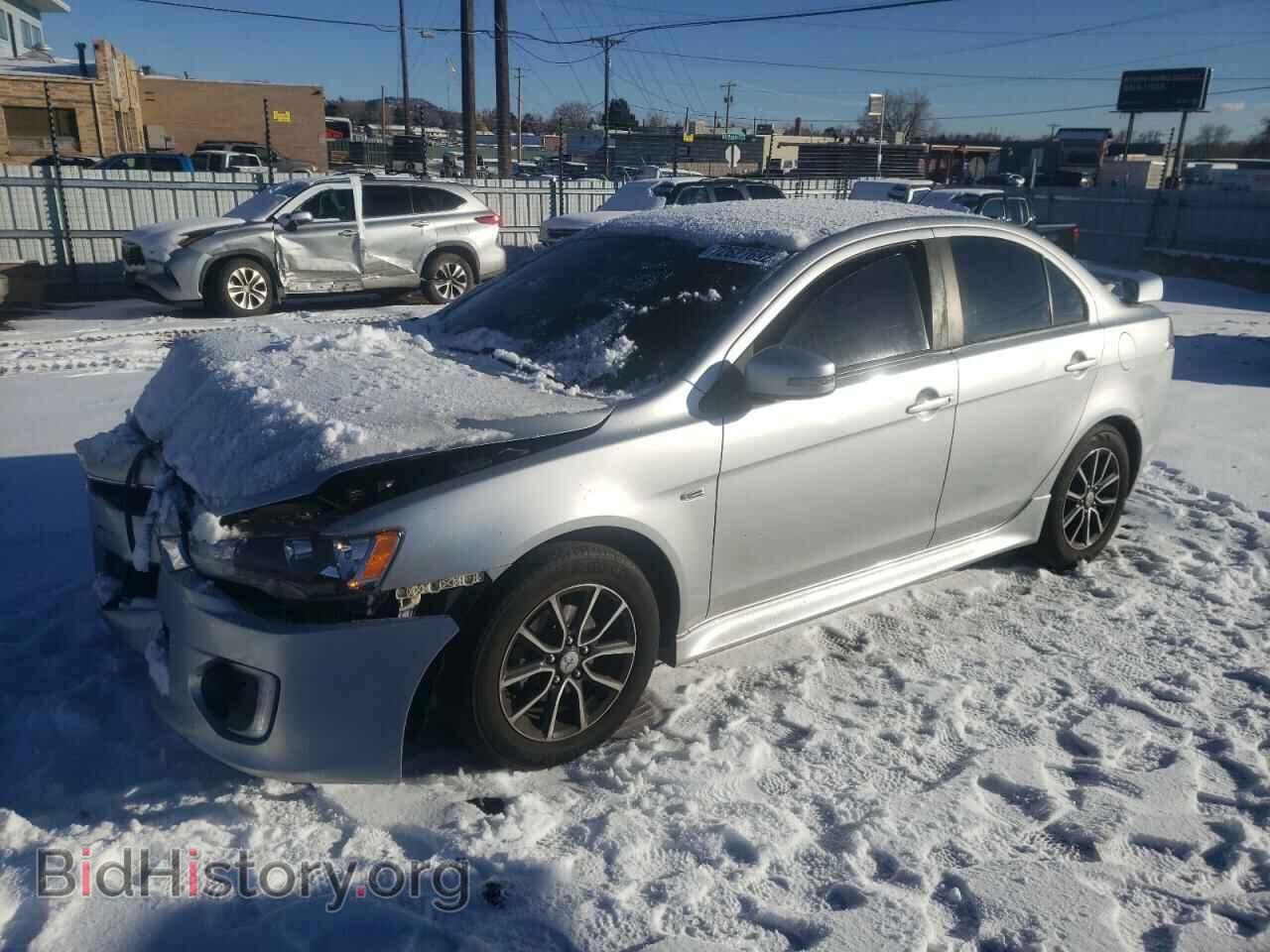 Photo JA32U2FU5HU008228 - MITSUBISHI LANCER 2017