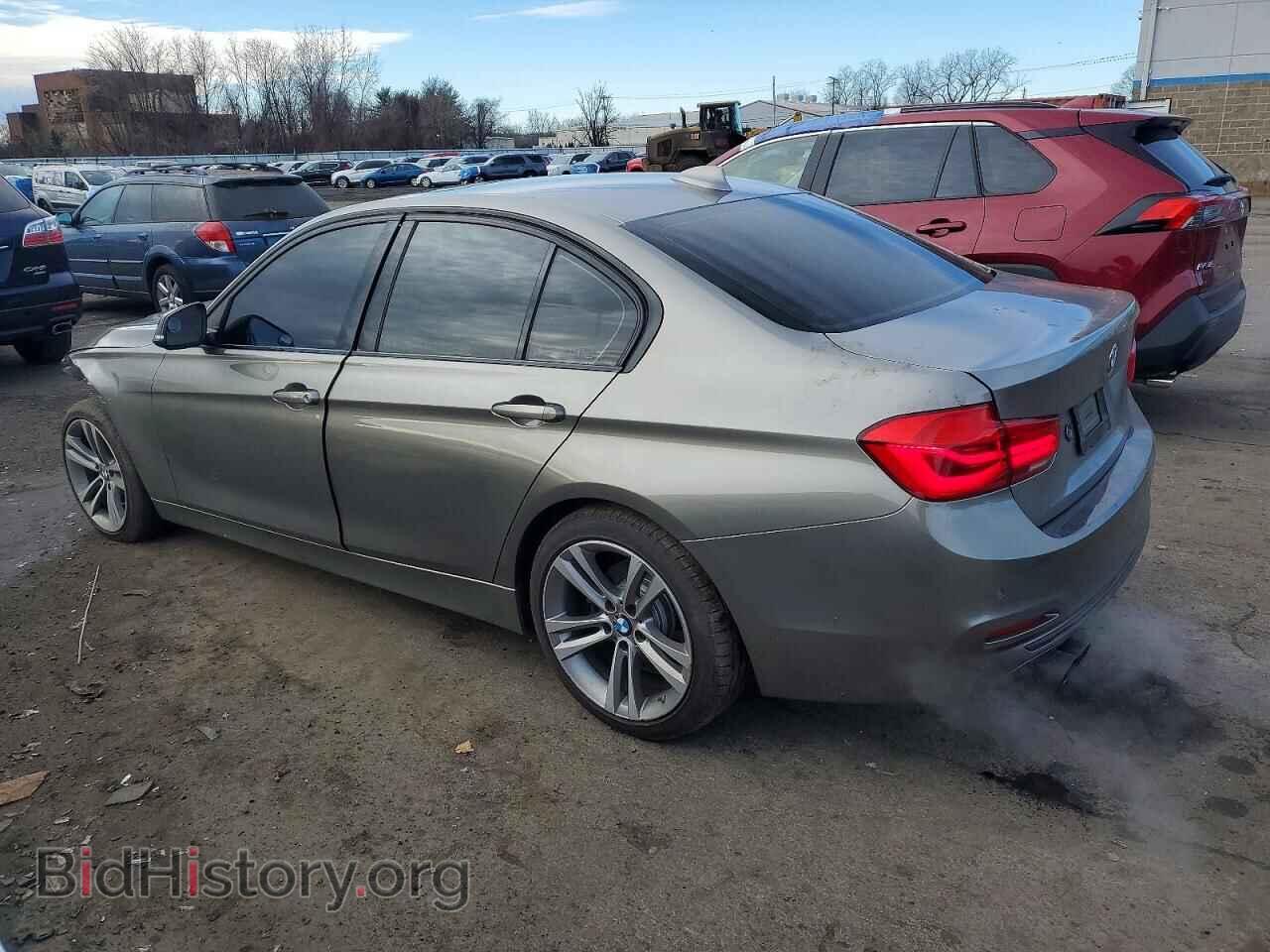 2017 BMW 3 SERIES - VIN: WBA8D9G30HNU64364 - Фото 2
