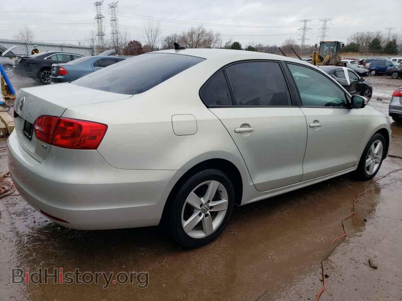 2011 VOLKSWAGEN JETTA - VIN: 3VWLL7AJ2BM110808 - Фото 3