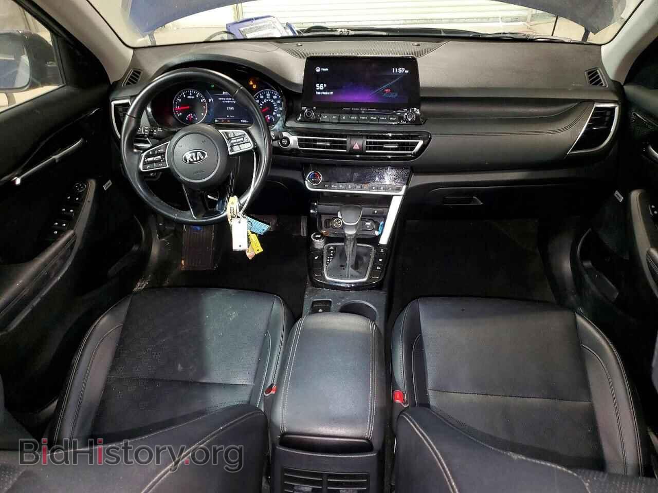 2021 KIA SELTOS - VIN: KNDETCA22M7208800 - Фото 8