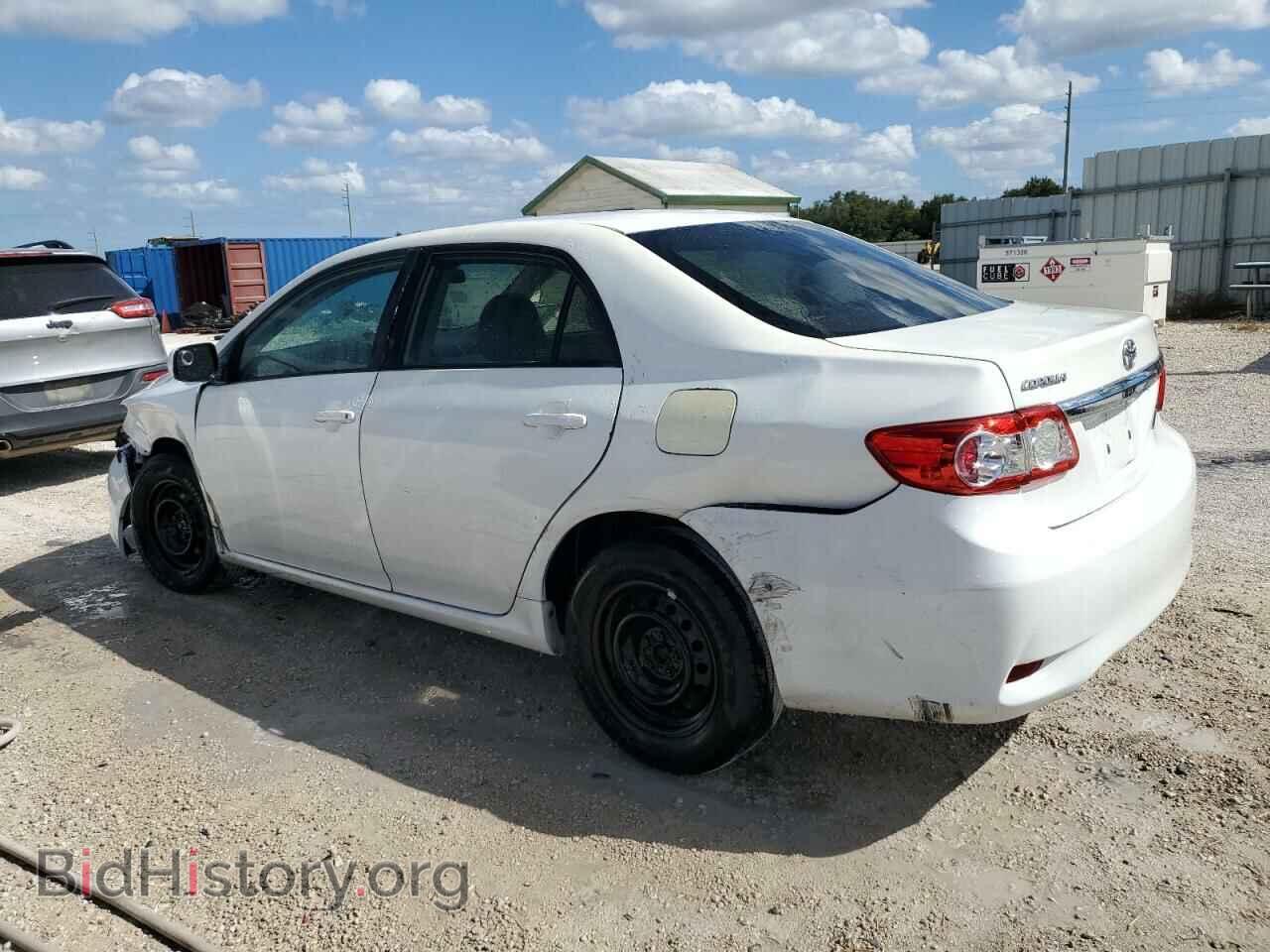 2011 TOYOTA COROLLA - VIN: 2T1BU4EE2BC593197 - Фото 2