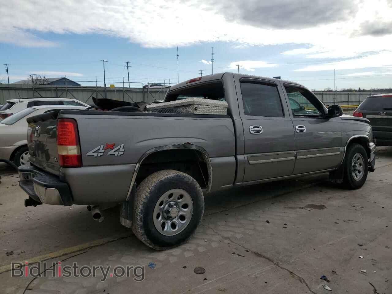 2006 CHEVROLET SILVERADO - VIN: 2GCEK13V061356684 - Фото 3