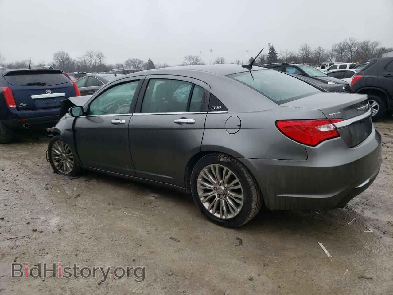 2013 CHRYSLER 200 - VIN: 1C3CCBCG3DN747503 - Фото 2