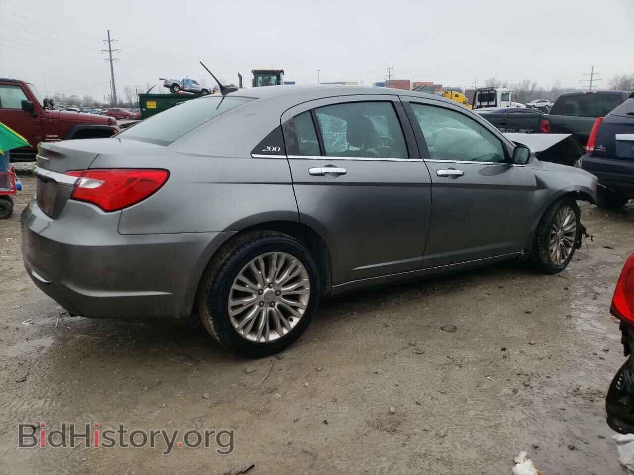 2013 CHRYSLER 200 - VIN: 1C3CCBCG3DN747503 - Фото 3