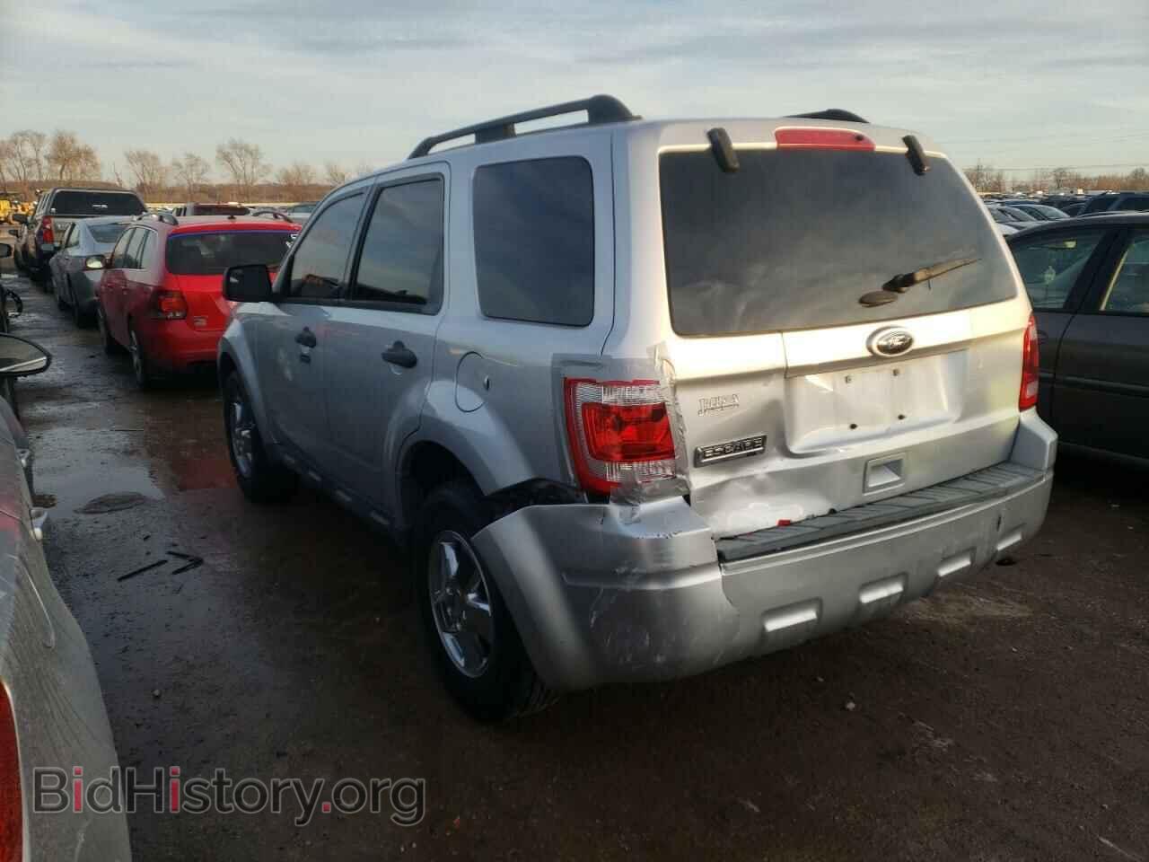 2011 FORD ESCAPE - VIN: 1FMCU9D72BKC11362 - Фото 2