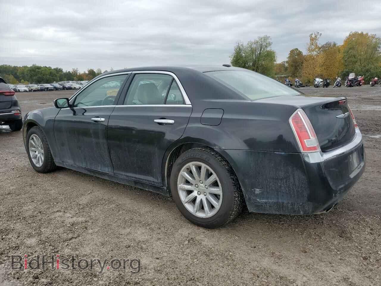 2011 CHRYSLER 300 - VIN: 2C3CA6CT9BH599034 - Фото 2
