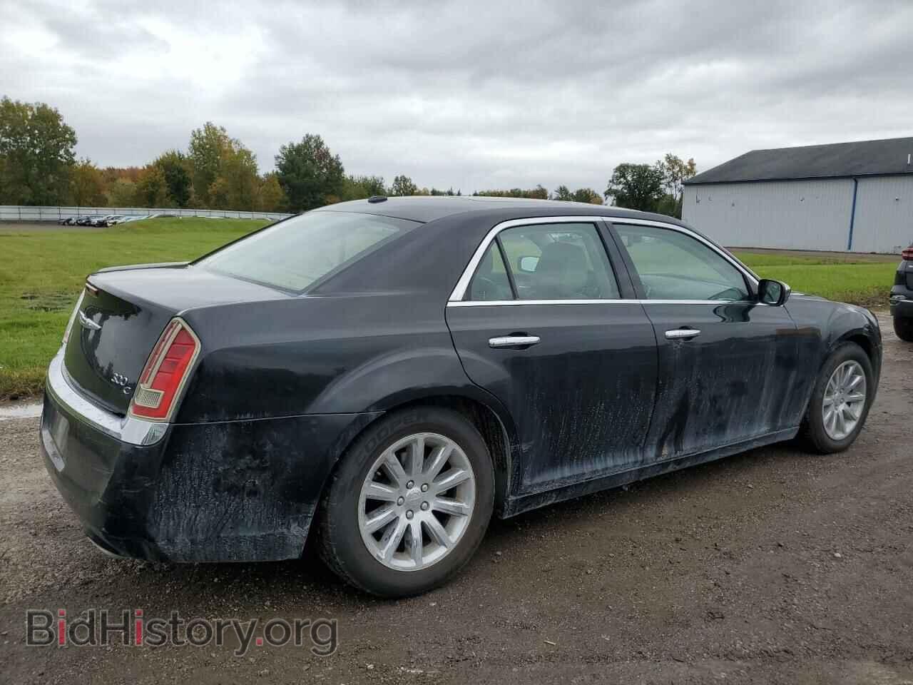 2011 CHRYSLER 300 - VIN: 2C3CA6CT9BH599034 - Фото 3