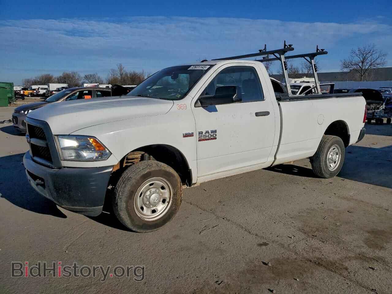 Фотография 3C6LR4AT7GG390577 - RAM All Models 2016