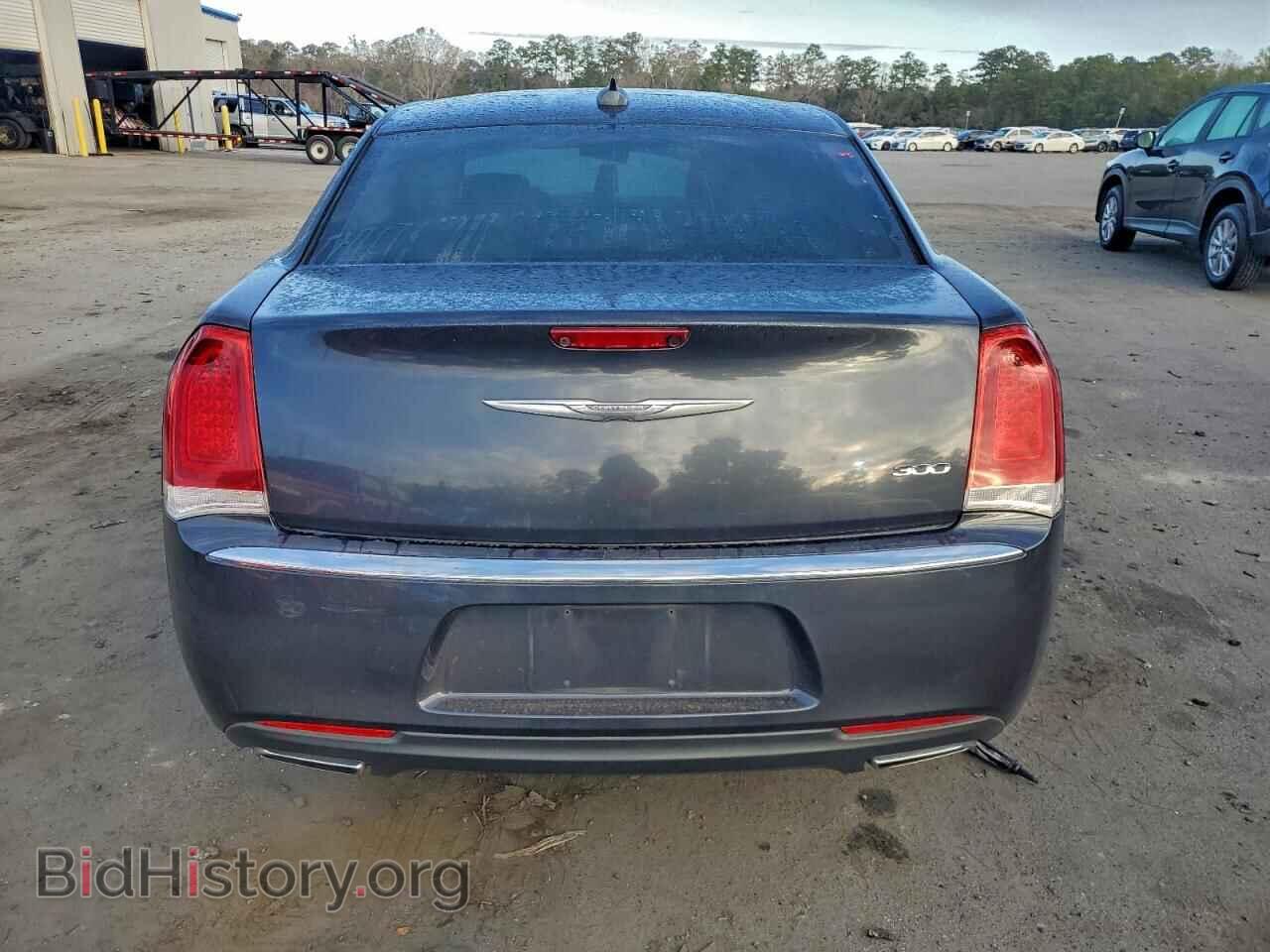 2016 CHRYSLER 300 - VIN: 2C3CCAAG4GH343913 - Фото 6