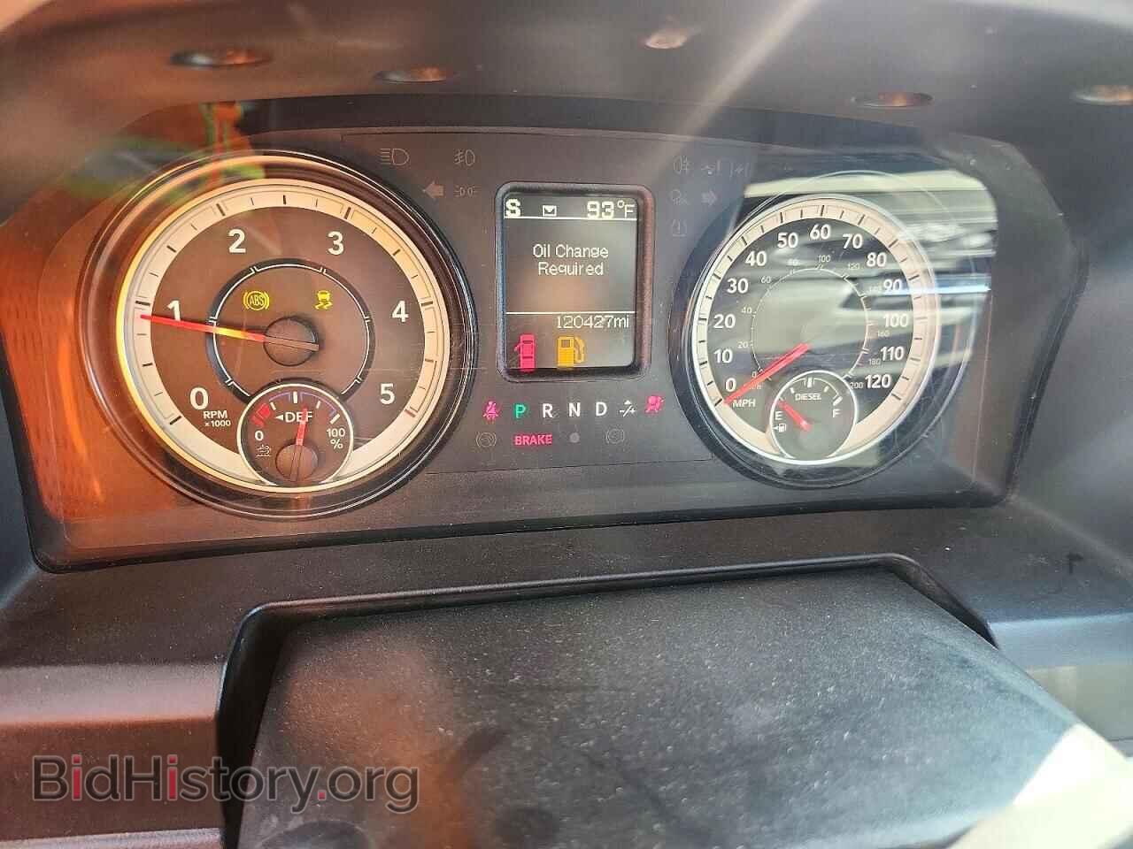 2018 RAM 1500 (VIN 1C6RR7KM4JS268570) — photo 9 of 12