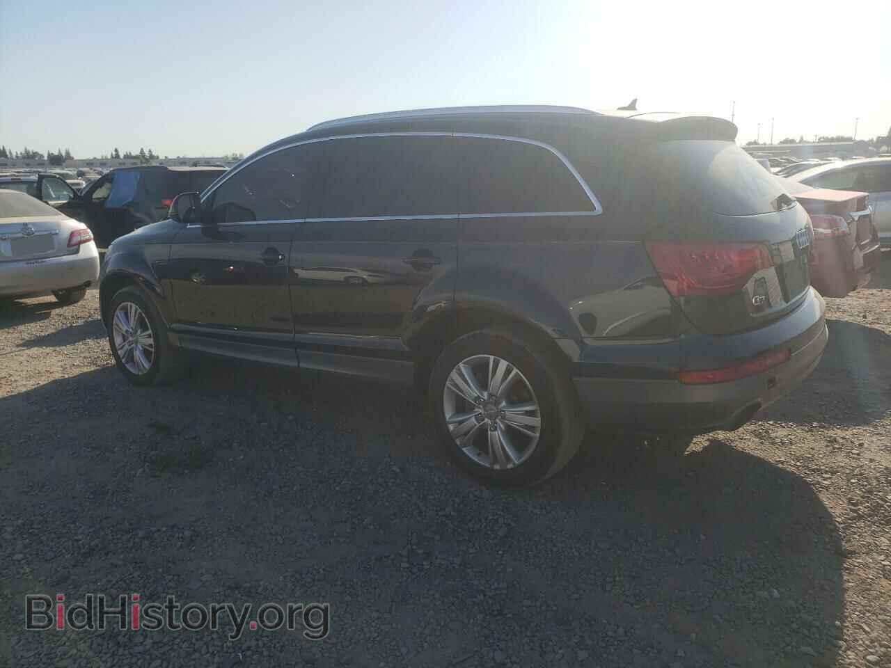 2011 AUDI Q7 - VIN: WA1LGAFE1BD002458 - Фото 2
