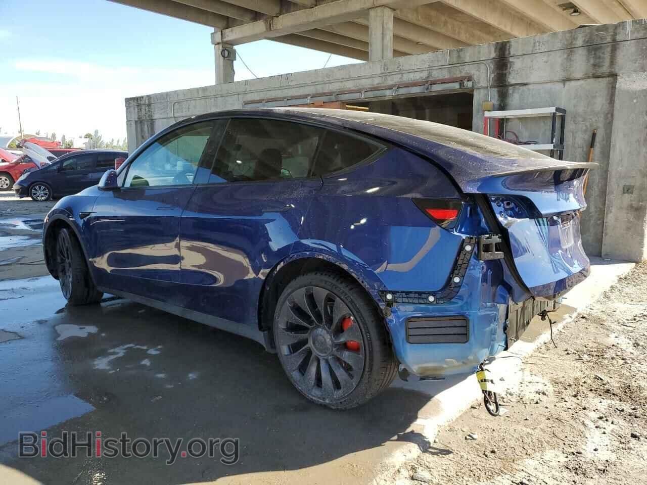 2022 TESLA MODEL Y - VIN: 7SAYGDEF9NF519868 - Фото 2