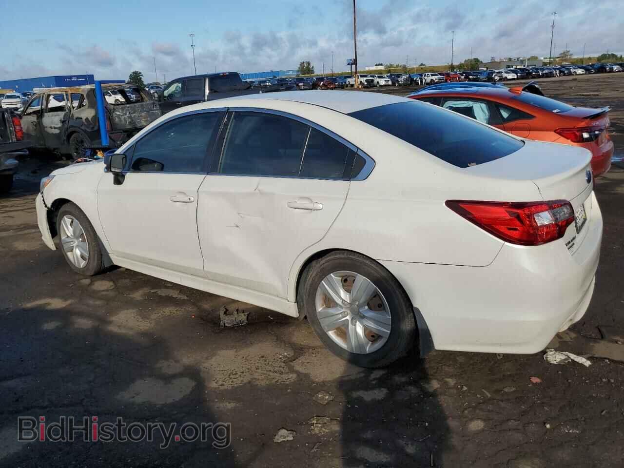 2015 SUBARU LEGACY - VIN: 4S3BNBA67F3004790 - Фото 2