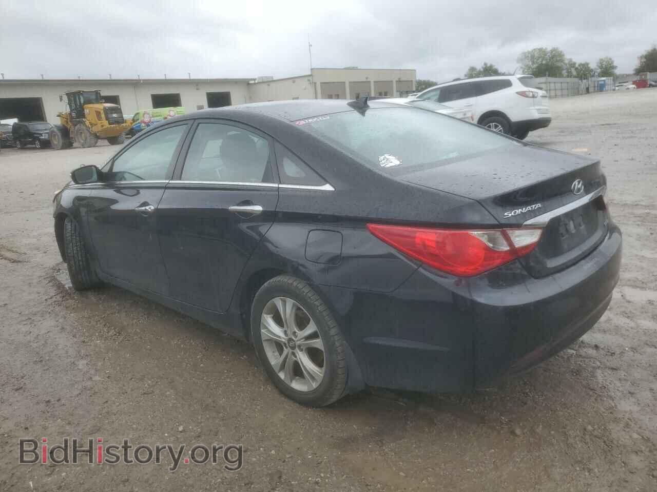 2013 HYUNDAI SONATA - VIN: 5NPEC4AC4DH653257 - Фото 2