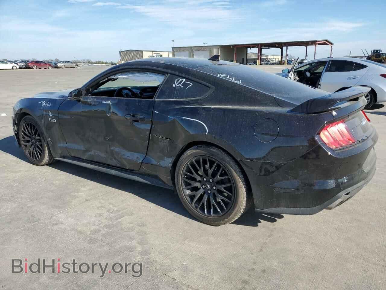 2022 FORD MUSTANG - VIN: 1FA6P8CF2N5111332 - Фото 2