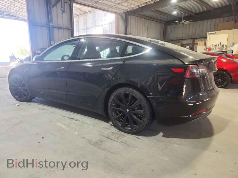 2018 Tesla MODEL 3 (VIN 5YJ3E1EA2JF071211) — фото 2 из 13