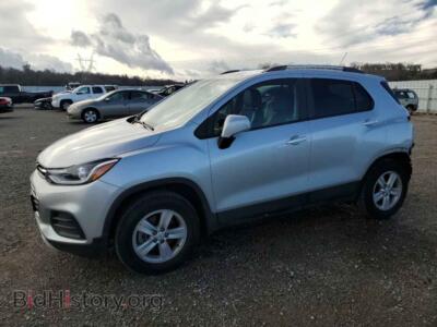 2021 Chevrolet TRAX Trax 1LT, silver — VIN KL7CJPSB7MB324071, Copart