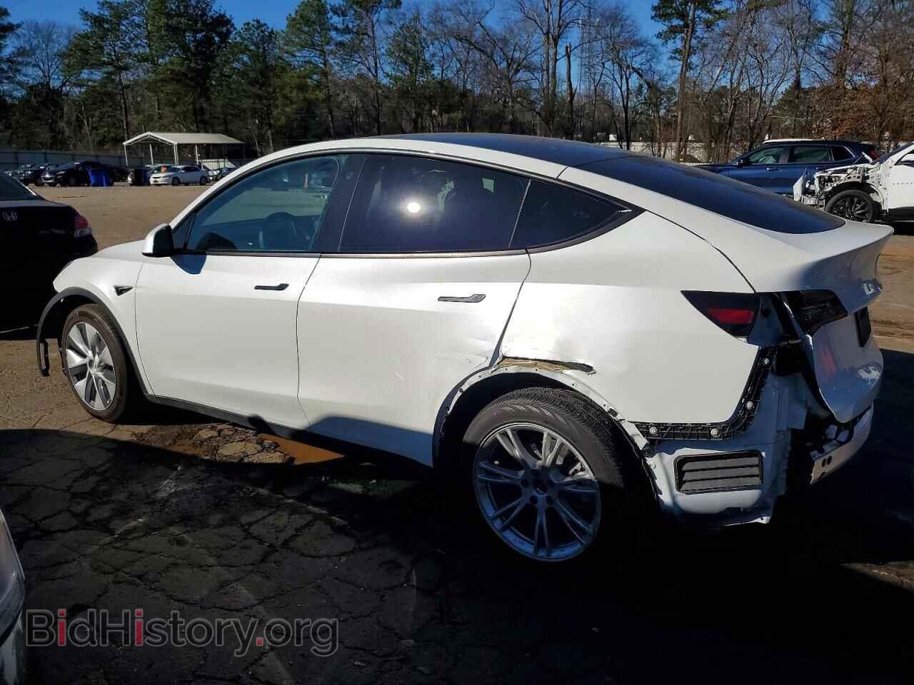 2022 TESLA MODEL Y - VIN: 7SAYGDEE3NF463899 - Фото 2