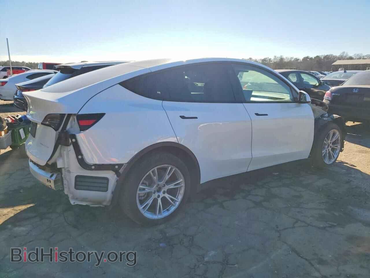 2022 TESLA MODEL Y - VIN: 7SAYGDEE3NF463899 - Фото 3