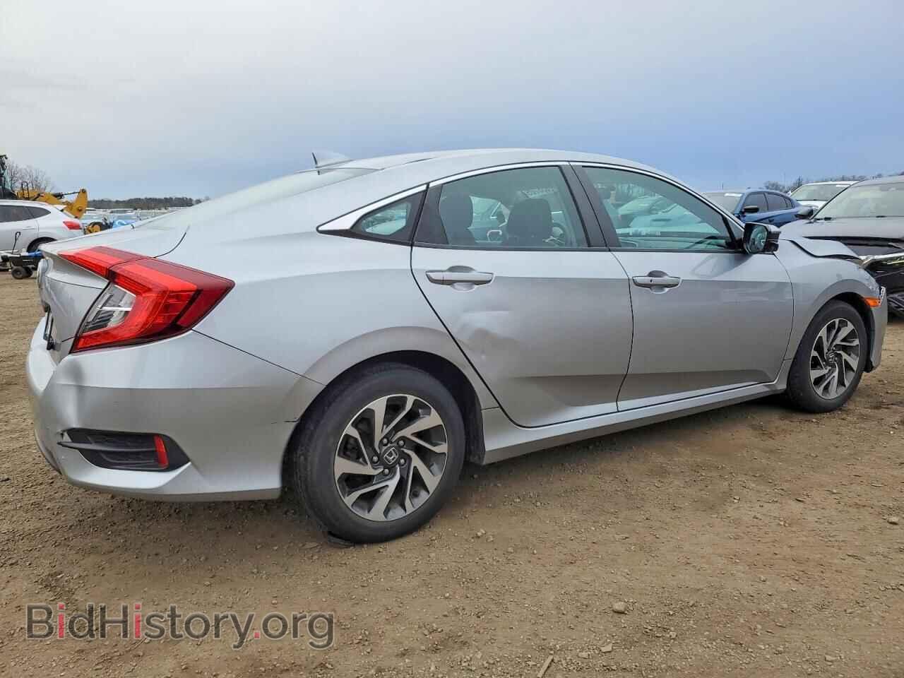 2017 HONDA CIVIC - VIN: 19XFC2F77HE205366 - Фото 3