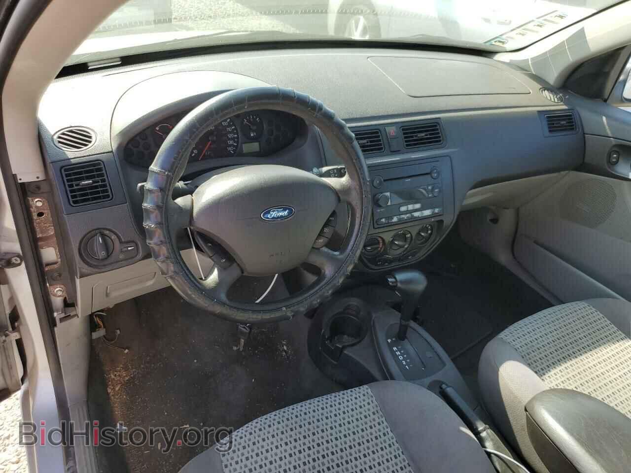 2007 FORD FOCUS - VIN: 1FAFP34N67W360903 - Фото 8
