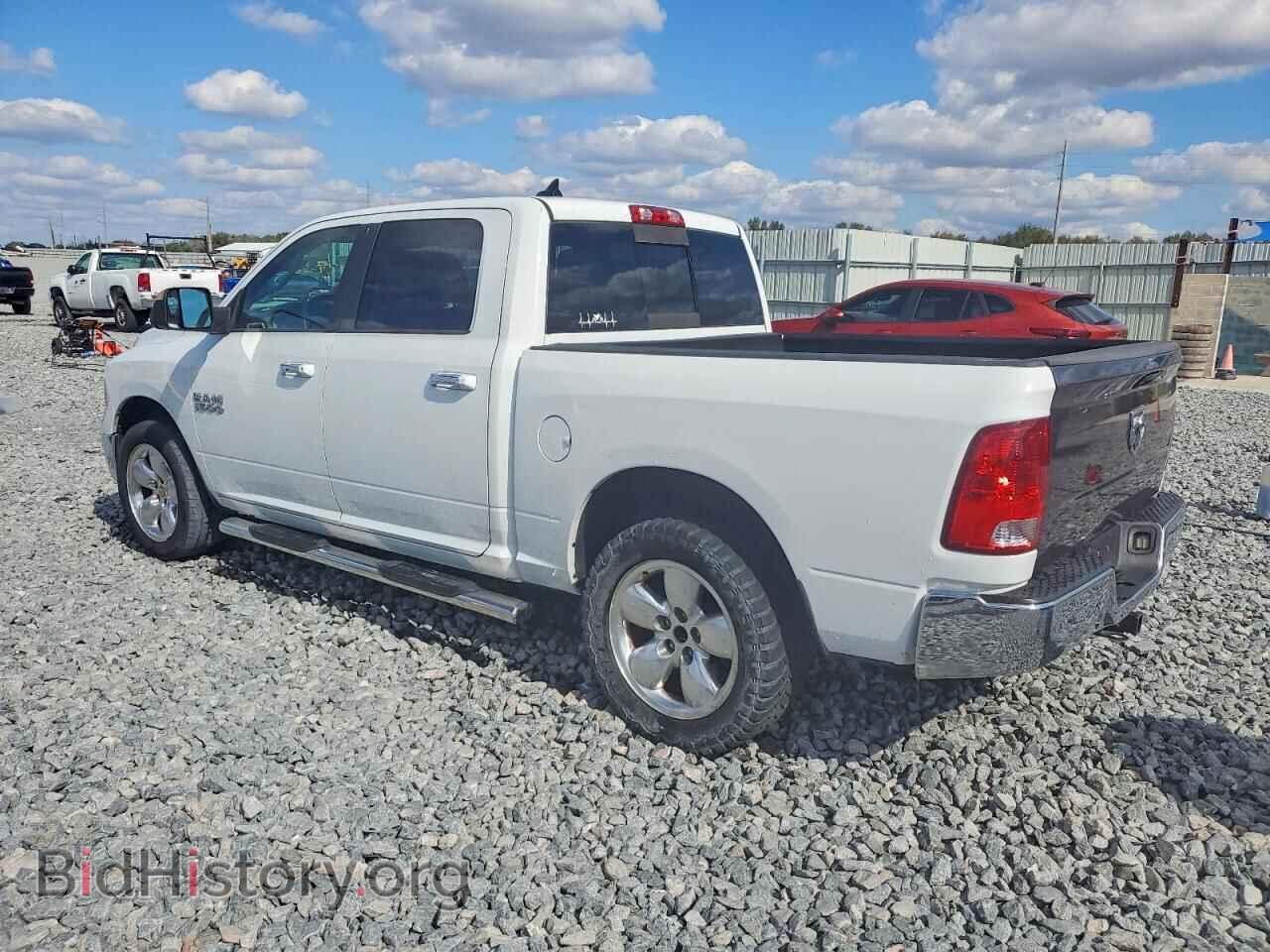 2016 RAM 1500 - VIN: 1C6RR6LG9GS107773 - Фото 2