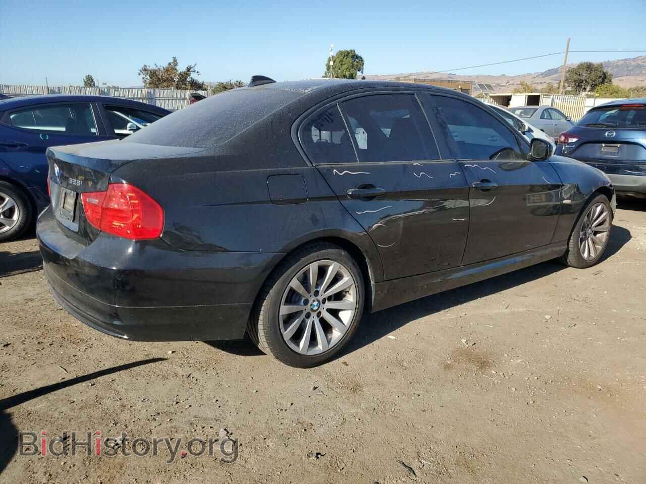 2011 BMW 3 SERIES - VIN: WBAPK7C5XBA973017 - Фото 3